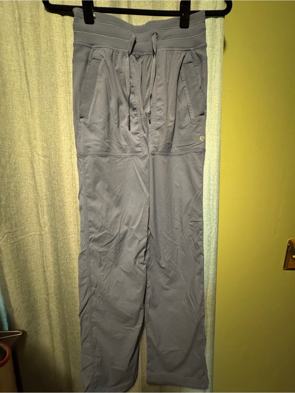 Lululemon light blue dance joggers straight leg